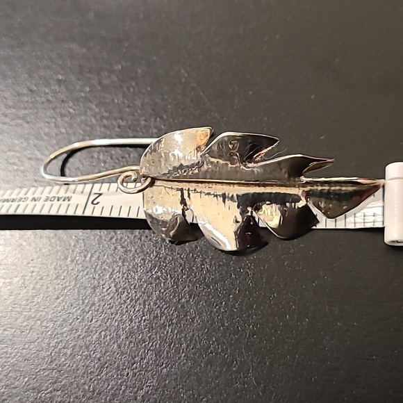 Leaf Earings - Picture 3 of 4
